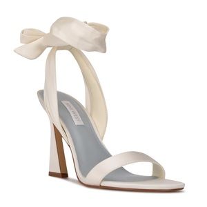 BRAND NEW viral Nine West white satin Kelsie Ankle Wrapped Heeled Sandals